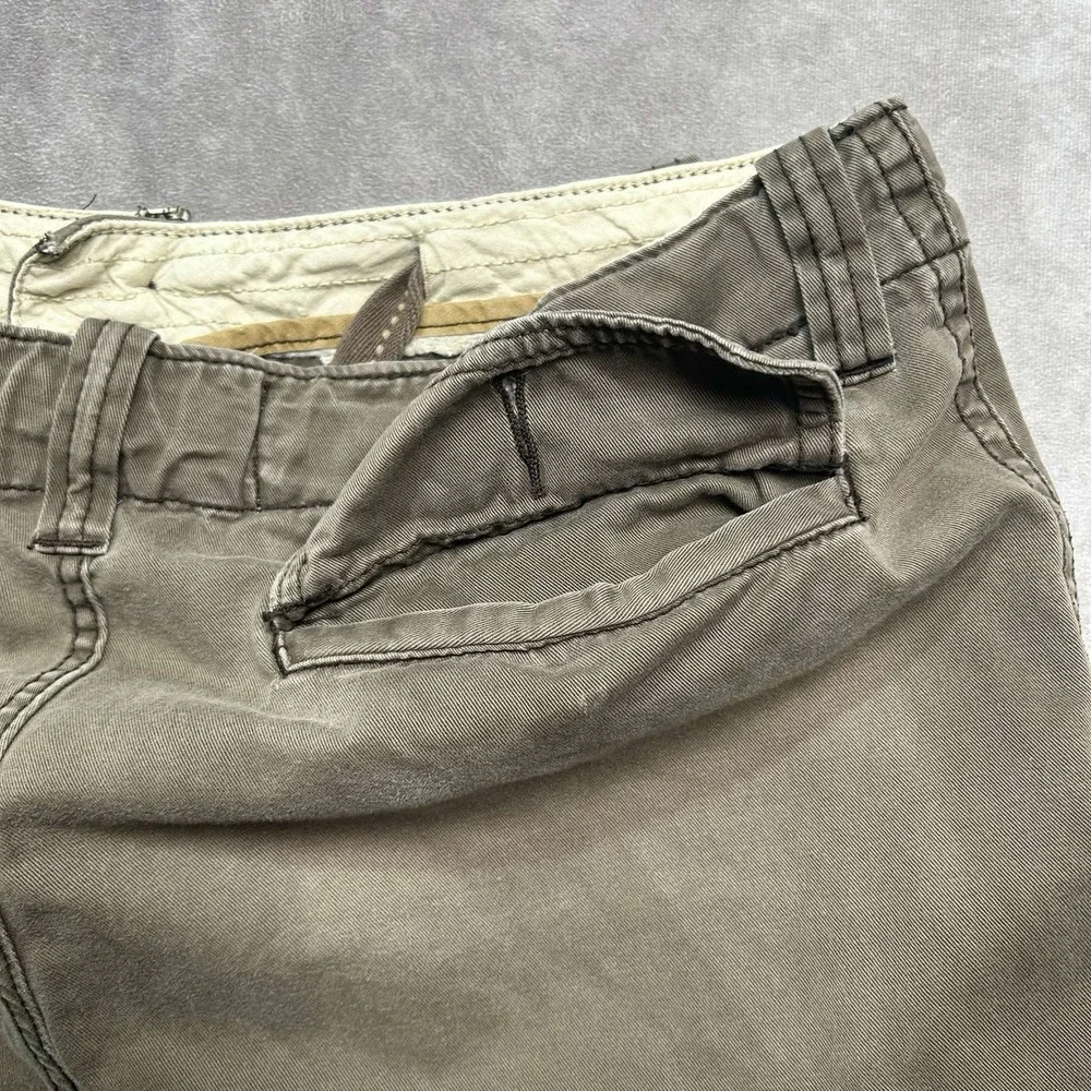 VTG Aeropostale Cargo Shorts Men's Size 36 Khaki Heavy Cotton Baggy Y2K